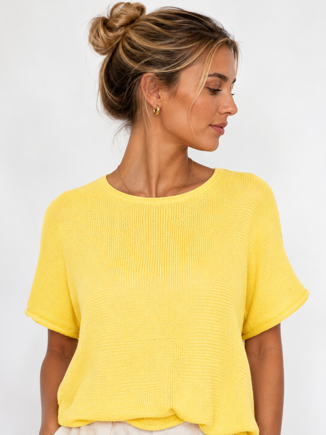 Sommer-Strick-Pullover Rundhals