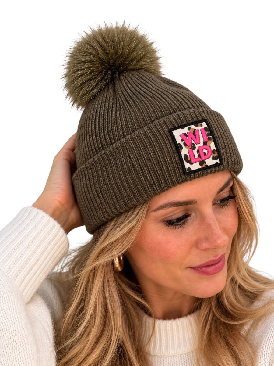 Mütze "WILD" mit Bommel