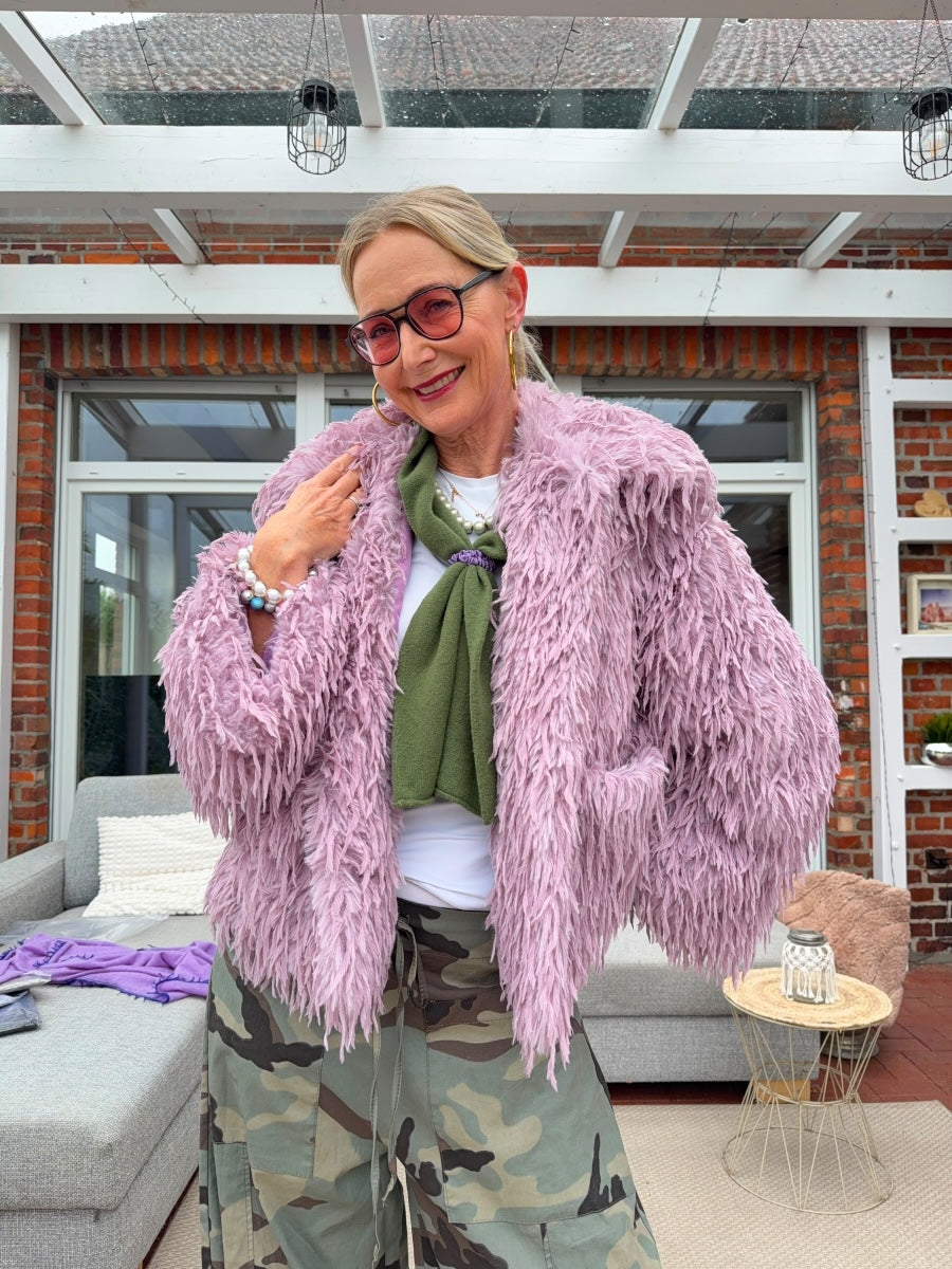 Jacke in Federoptik - Flieder