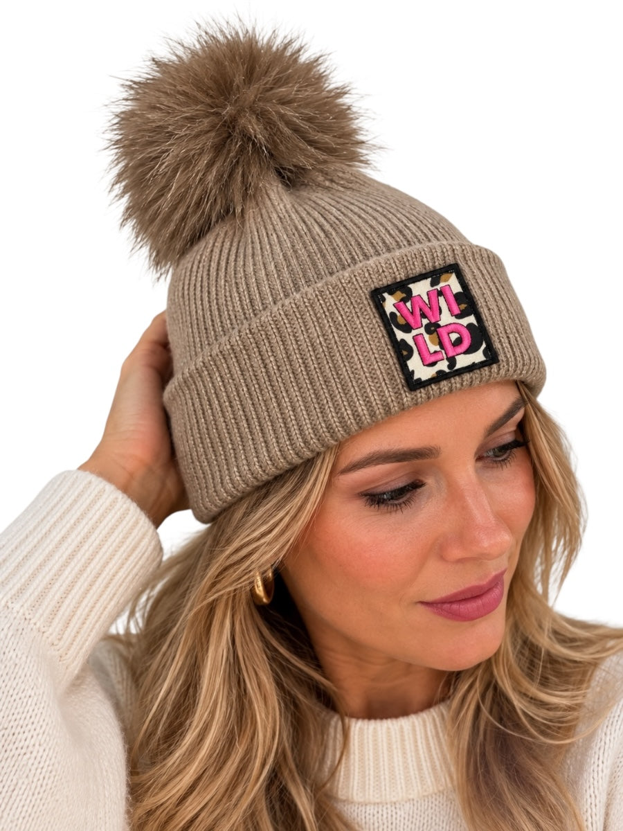 Mütze "WILD" mit Bommel
